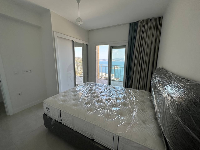 إقامة منتهية مع إطلالات بانورامية على البحر.