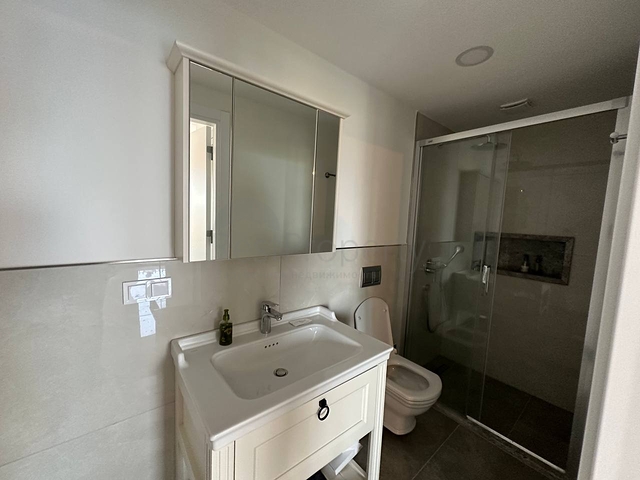 إقامة منتهية مع إطلالات بانورامية على البحر.