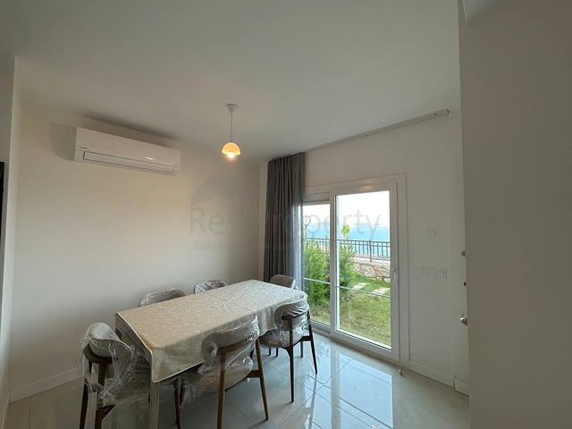 إقامة منتهية مع إطلالات بانورامية على البحر.