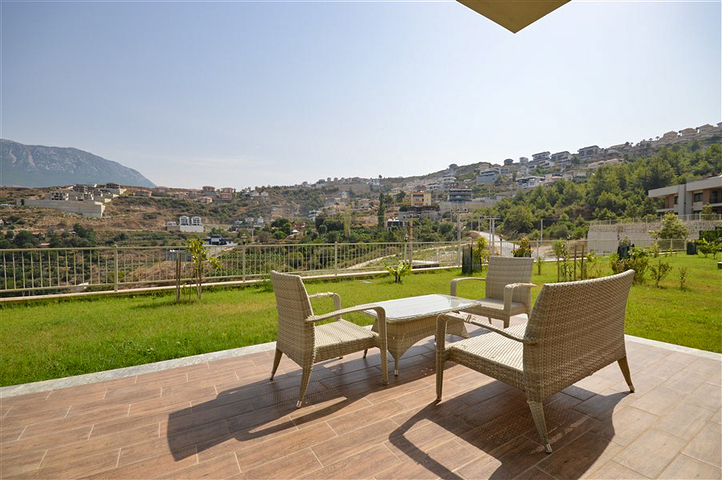 فيلا حديثة وجديدة 3 + 1 في منطقة كارجيجاك