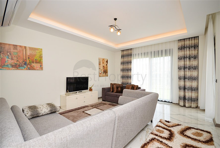 فيلا حديثة وجديدة 3 + 1 في منطقة كارجيجاك