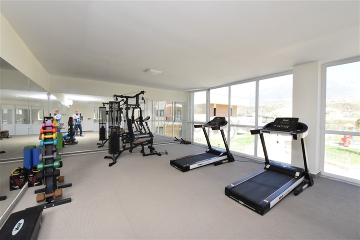 فيلا حديثة وجديدة 3 + 1 في منطقة كارجيجاك