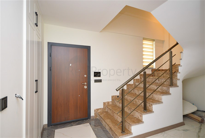 فيلا حديثة وجديدة 3 + 1 في منطقة كارجيجاك