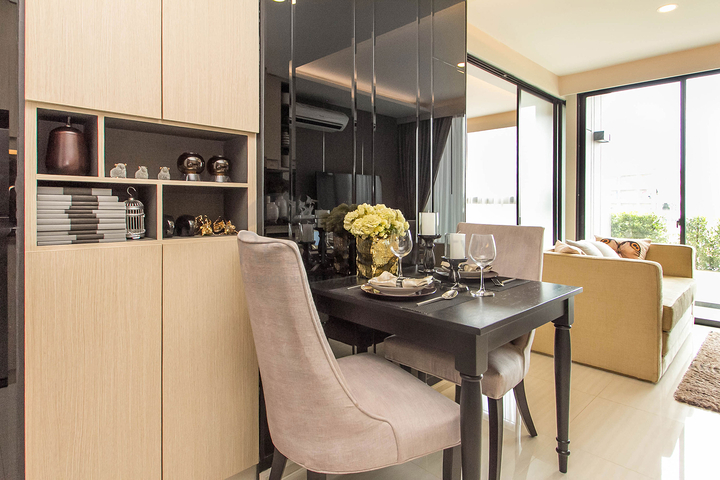 مجمع سكني من نوع الفندق بالقرب من شاطئ سورين