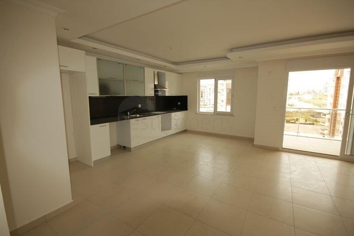 دوبلكس واسعة ضمن مجمع سكني مميز في افسلار /  الانيا 