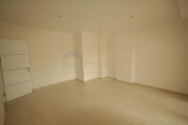 دوبلكس واسعة ضمن مجمع سكني مميز في افسلار /  الانيا 