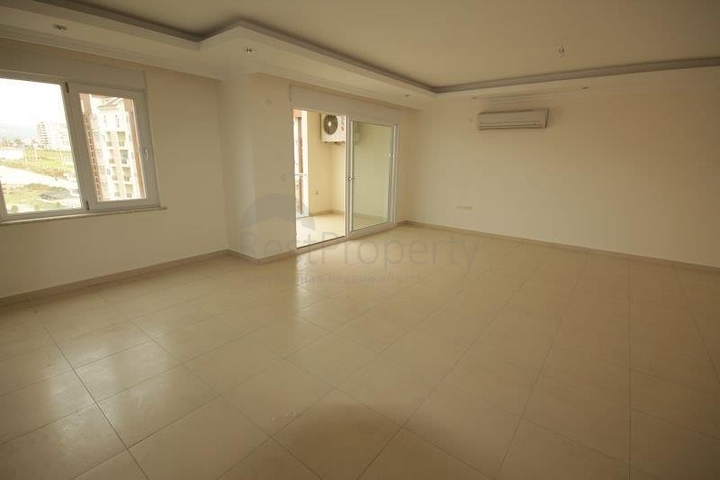 دوبلكس واسعة ضمن مجمع سكني مميز في افسلار /  الانيا 