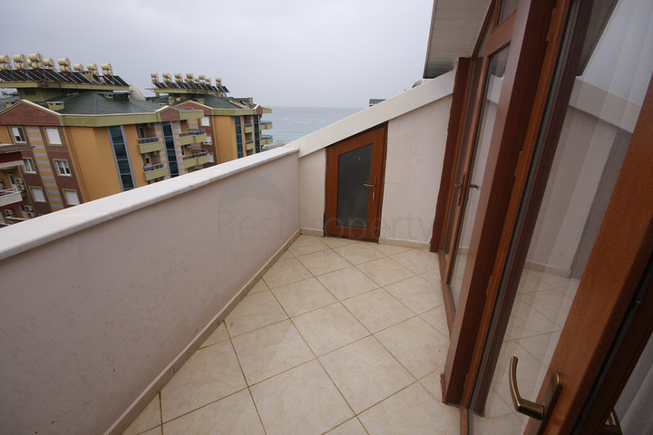 دوبلكس باطلالة بحرية في اوبا / الانيا 