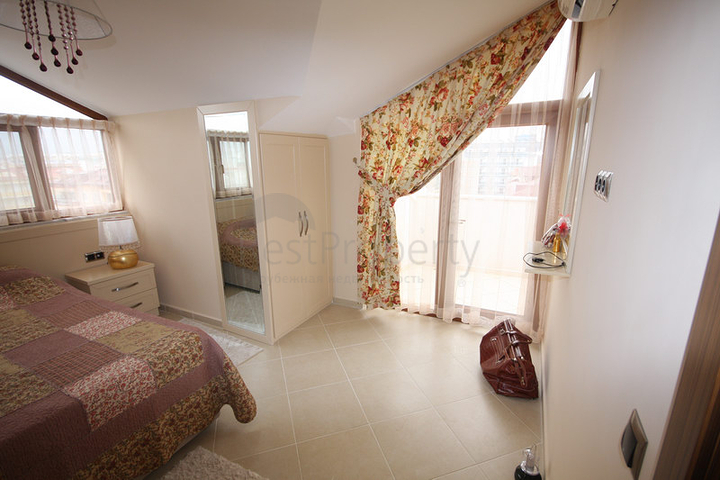 دوبلكس باطلالة بحرية في اوبا / الانيا 