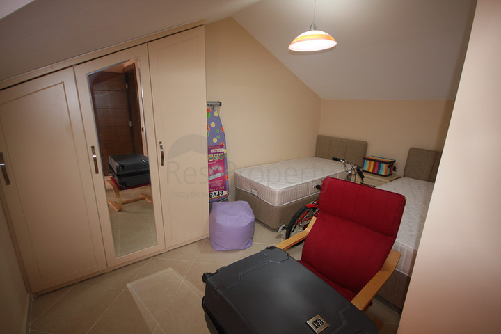 دوبلكس باطلالة بحرية في اوبا / الانيا 