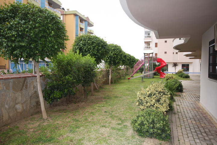 دوبلكس باطلالة بحرية في اوبا / الانيا 