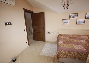 دوبلكس باطلالة بحرية في اوبا / الانيا 