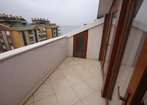 دوبلكس باطلالة بحرية في اوبا / الانيا 