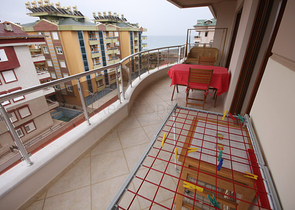 دوبلكس باطلالة بحرية في اوبا / الانيا 