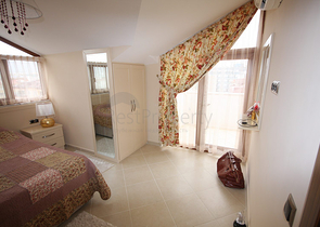 دوبلكس باطلالة بحرية في اوبا / الانيا 