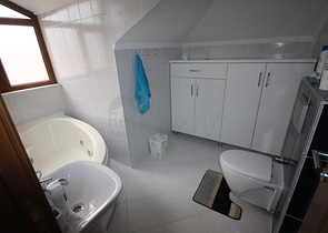 دوبلكس باطلالة بحرية في اوبا / الانيا 