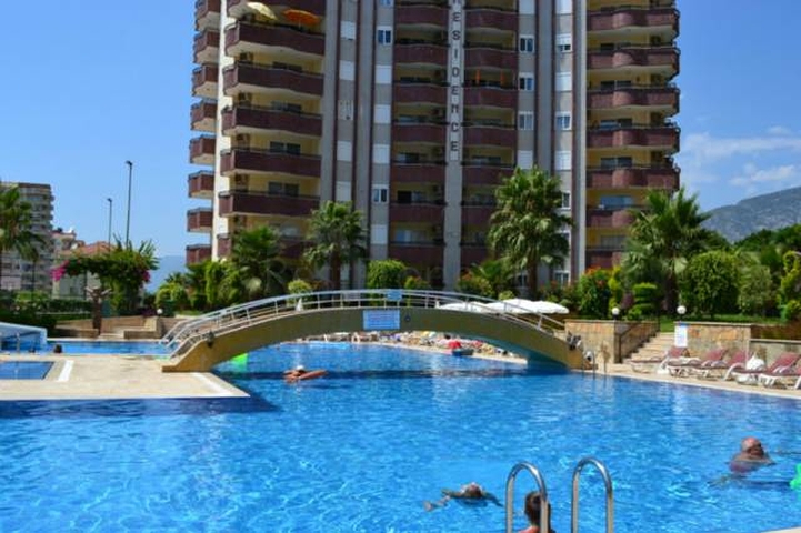 شقة مفروشة في مجمع جيد في محمودلار للإيجار