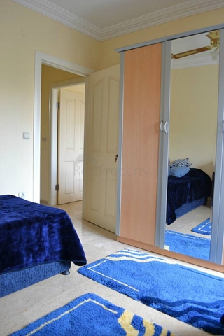 شقة مفروشة في مجمع جيد في محمودلار للإيجار