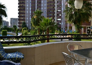 شقة مفروشة في مجمع جيد في محمودلار للإيجار