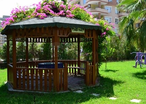 شقة مفروشة في مجمع جيد في محمودلار للإيجار