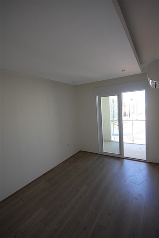 غرفتين وصالة ضمن مجمع فاخر في منطقة افسلار / الانيا 