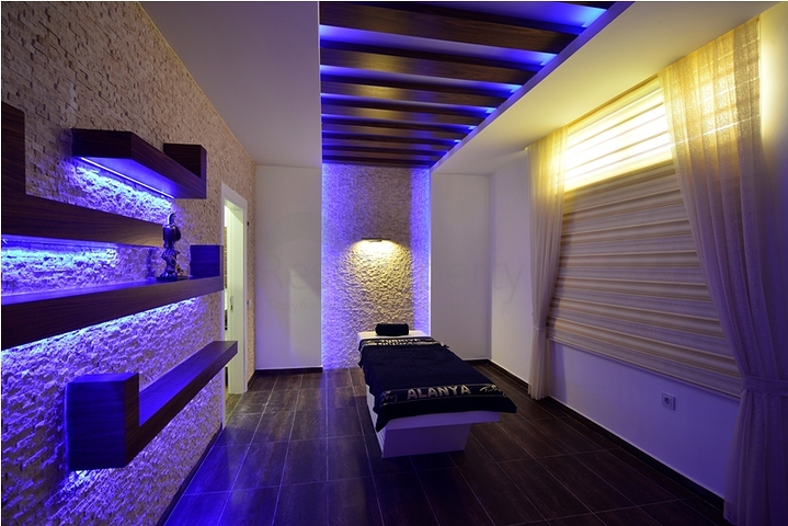 شقق للبيع ضمن مجمع خمس نجوم في افسلار 