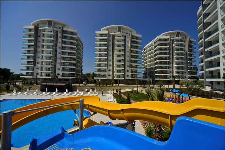 شقق للبيع ضمن مجمع خمس نجوم في افسلار 