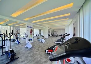 شقق للبيع ضمن مجمع خمس نجوم في افسلار 