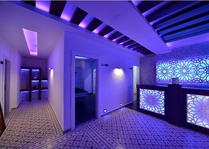 شقق للبيع ضمن مجمع خمس نجوم في افسلار 