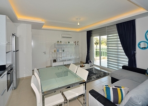 شقق للبيع ضمن مجمع خمس نجوم في افسلار 