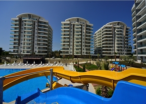 شقق للبيع ضمن مجمع خمس نجوم في افسلار 