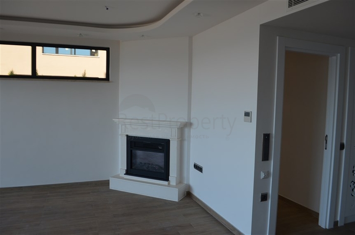 اضخم مجمع فلل على شاطئ البحر المتوسط - الانيا 