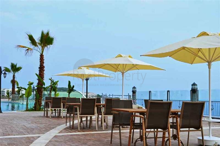 اضخم مجمع فلل على شاطئ البحر المتوسط - الانيا 