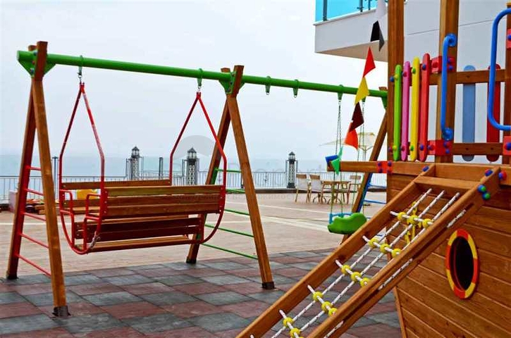 اضخم مجمع فلل على شاطئ البحر المتوسط - الانيا 