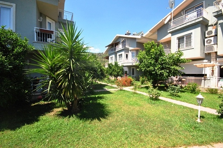 شقة 2 + 1 مع مدخل إلى الحديقة في وسط كيمير