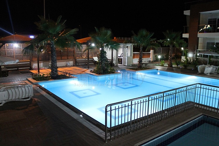 شقق في مجمع صغير قيد الإنشاء في سيدا