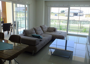 شقق في مجمع صغير قيد الإنشاء في سيدا