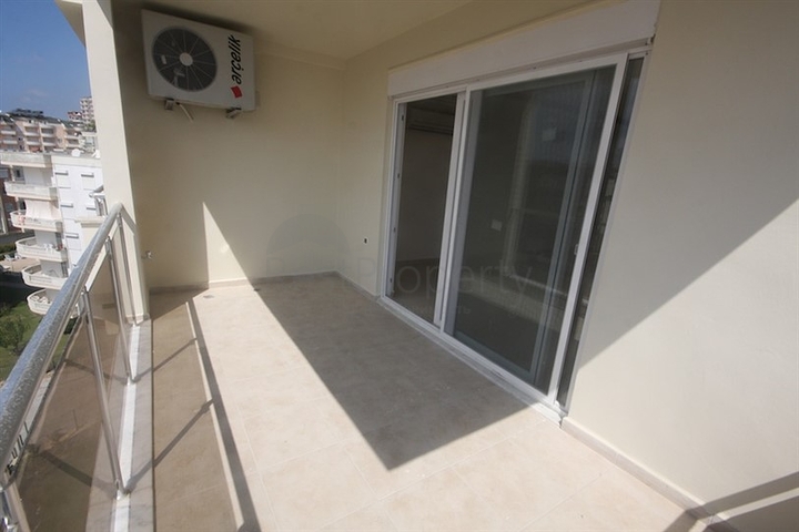 شقة في أحد المجمعات السكنية في منطقة أفسلار – ألانيا