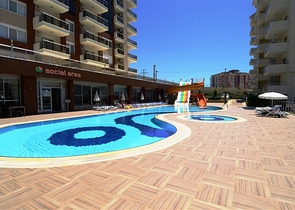 شقة في أحد المجمعات السكنية في منطقة أفسلار – ألانيا