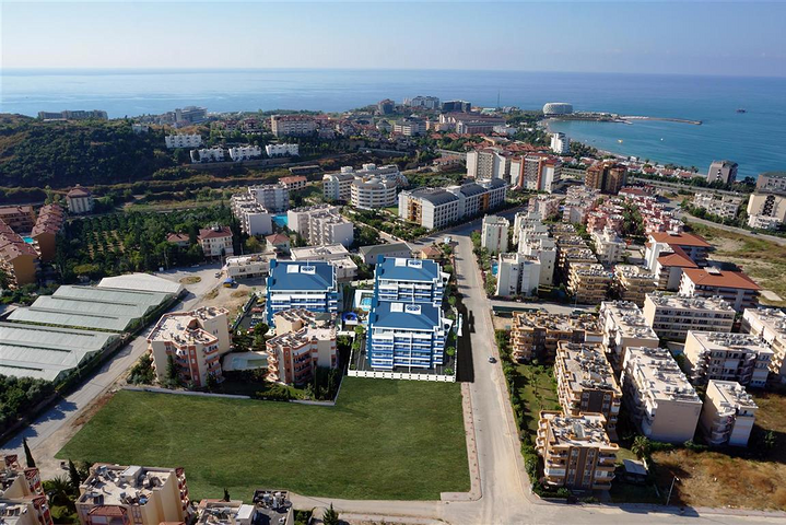 شقق عائلية ضمن مجمع سكني قريب من البحر في افسلار / الانيا 