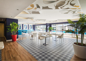 شقق عائلية ضمن مجمع سكني قريب من البحر في افسلار / الانيا 