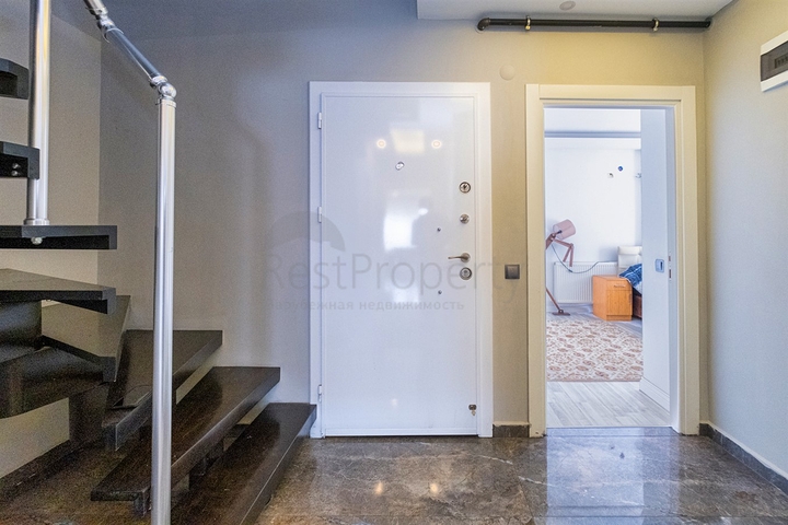 شقة دوبلكس 4 + 1 في حي كيزيلاريك-أنطاليا 