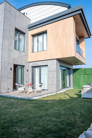 فلل 4 + 1 في دوشيميالتي-منطقة أنطاليا 