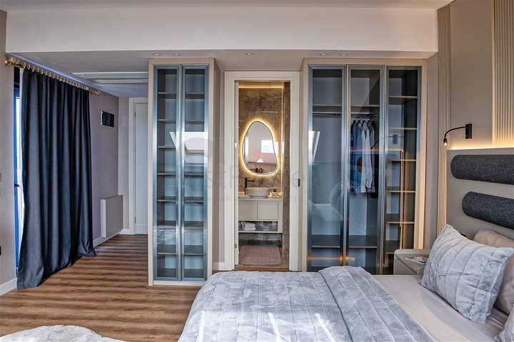 فلل 4 + 1 في دوشيميالتي-منطقة أنطاليا 