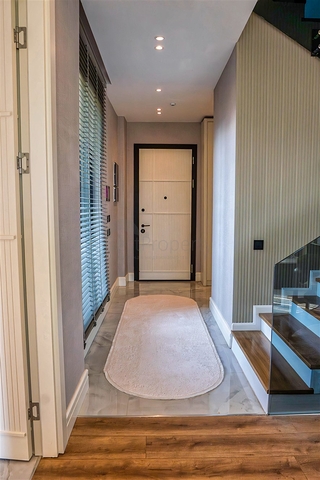 فلل 4 + 1 في دوشيميالتي-منطقة أنطاليا 