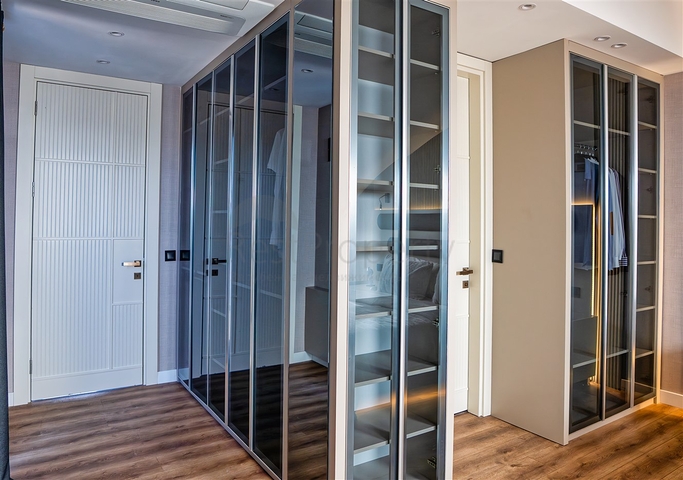 فلل 4 + 1 في دوشيميالتي-منطقة أنطاليا 