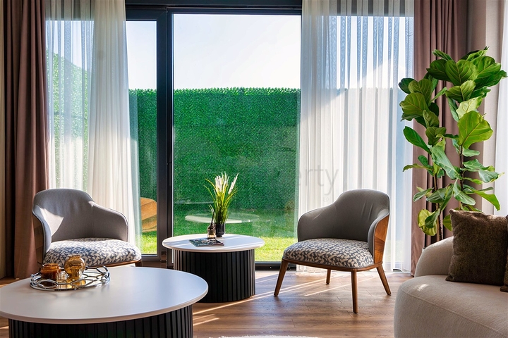 فلل 4 + 1 في دوشيميالتي-منطقة أنطاليا 