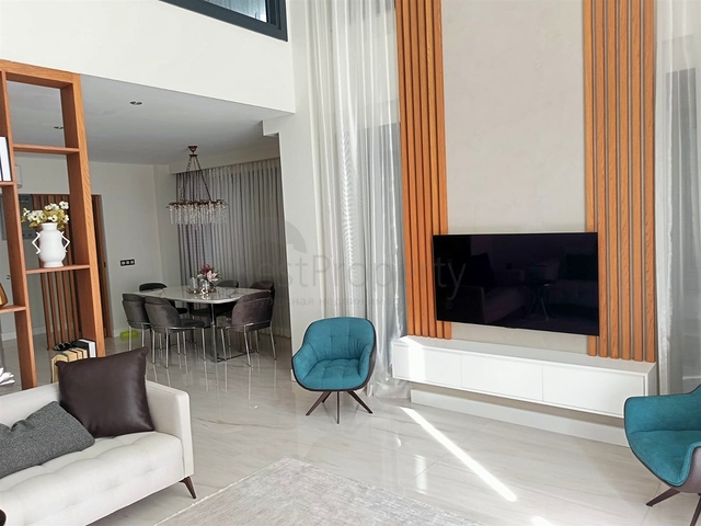 فيلا 5+1 في منطقة سايد انطاليا 