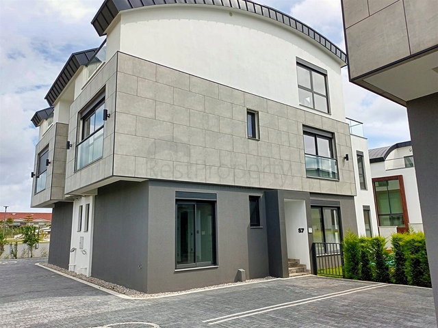 فيلا 5+1 في منطقة سايد انطاليا 