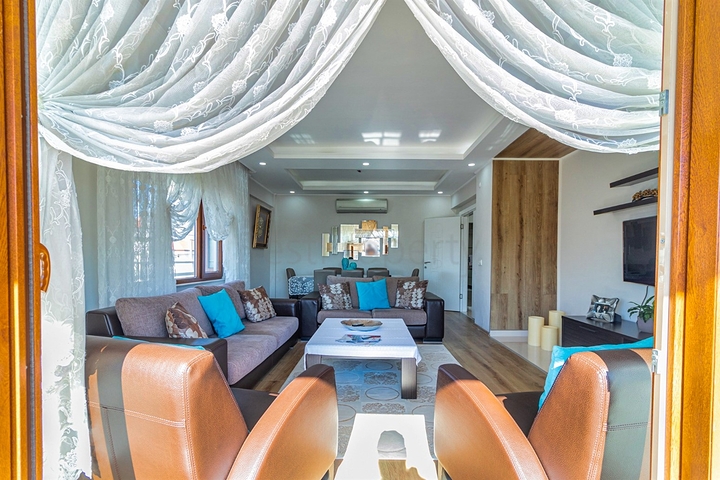 شقة 3+1 في فارليك-حي أنطاليا